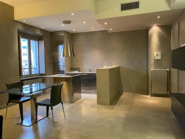 Spacious & Elegant Apartment Near Corso Como - Maroncelli Милан Экстерьер фото